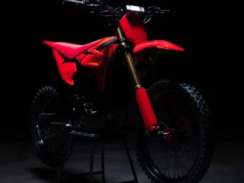 Altis_Sigma_-_best_electric_dirt_bike_Red